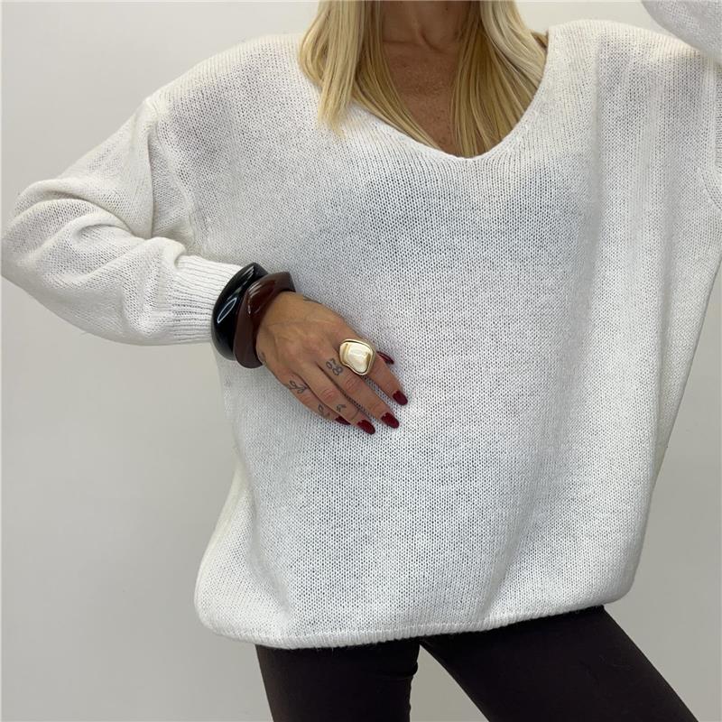 maglione con scollo a v over week